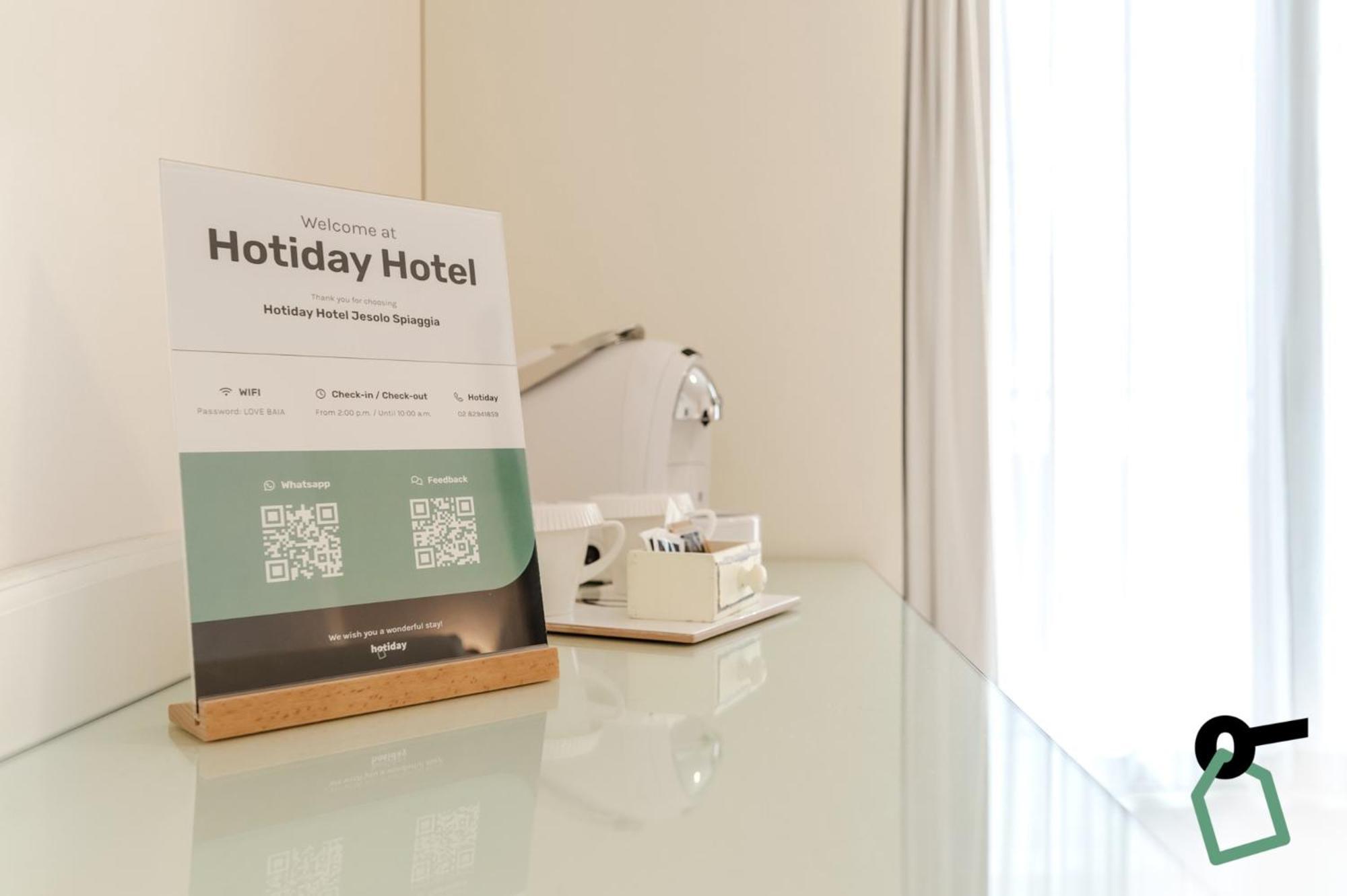 Hotiday Hotel Jesolo Spiaggia Exterior photo